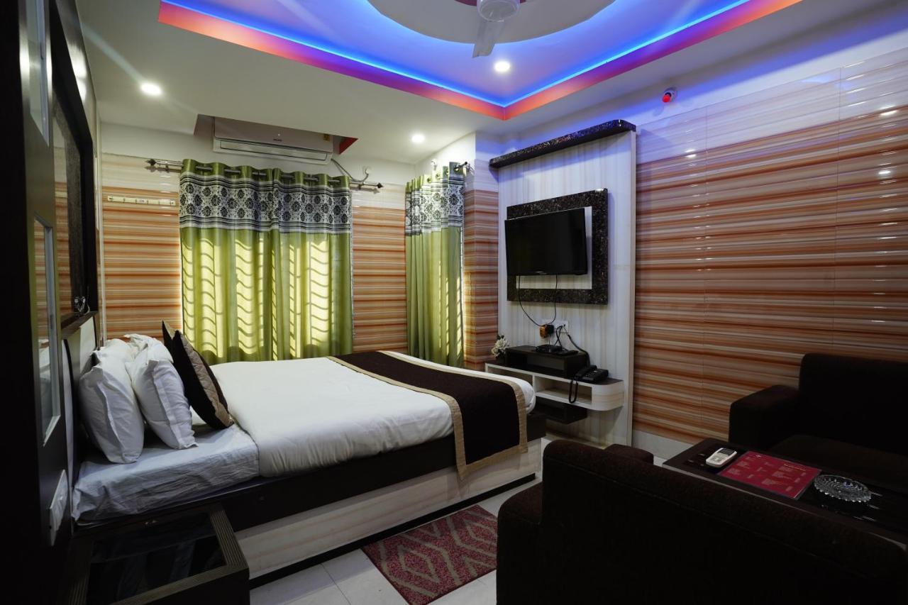 Tirupati Lodge Njp Siliguri Eksteriør billede
