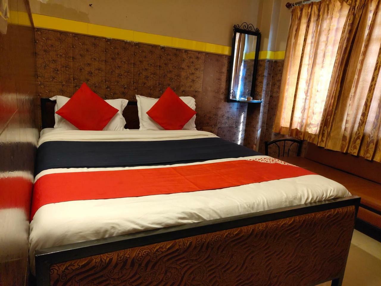 Tirupati Lodge Njp Siliguri Eksteriør billede