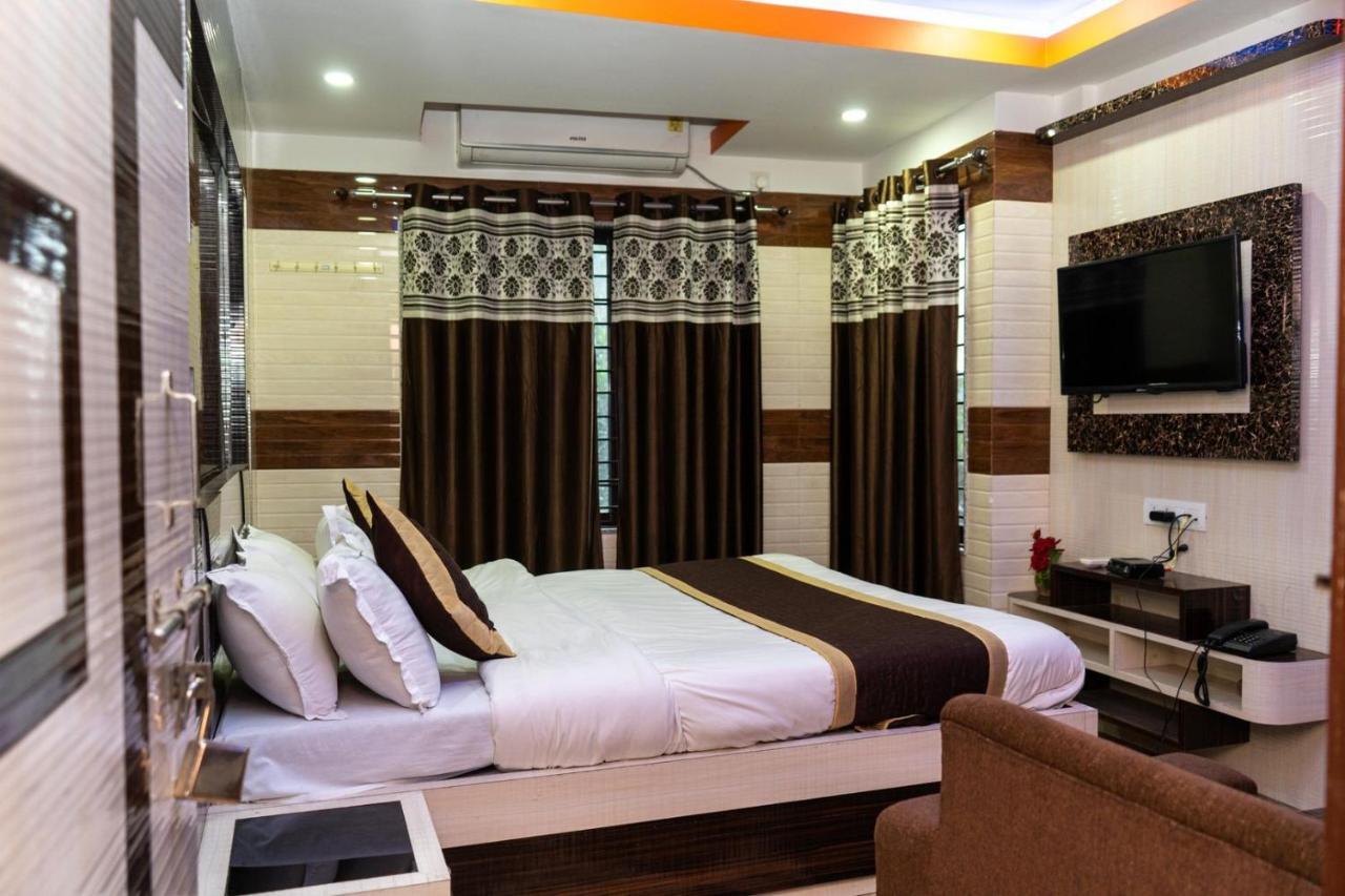Tirupati Lodge Njp Siliguri Eksteriør billede